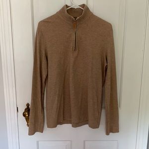 Banana republic. Men’s small. Beige quarter zip.